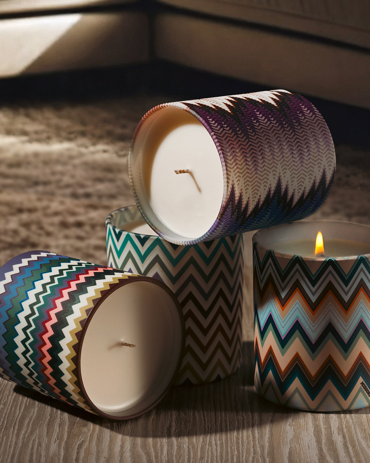 Scented Candle MICRO ZIG ZAG 220gr  diam. 3.3", H 3.5"