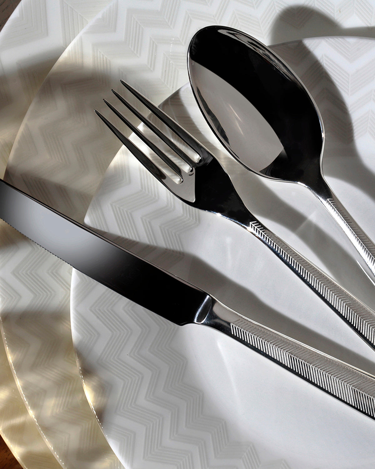 ZIG ZAG Serving Spoon - 24,5 L. Cm.