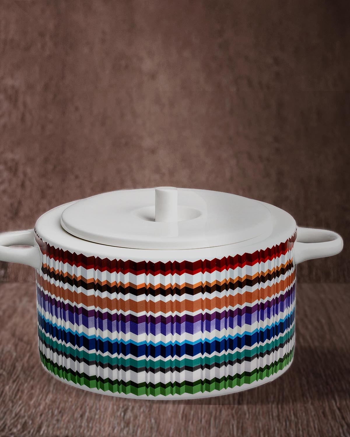 Waves Soup Tureen. Dimensions: 12.4" × 8.58" × H 5.98"