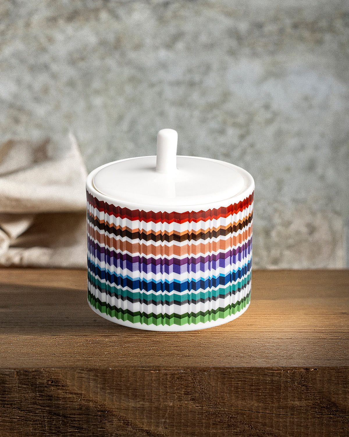 Waves Sugar Pot. Dimensions: Ø 3.39" × H 3.54"