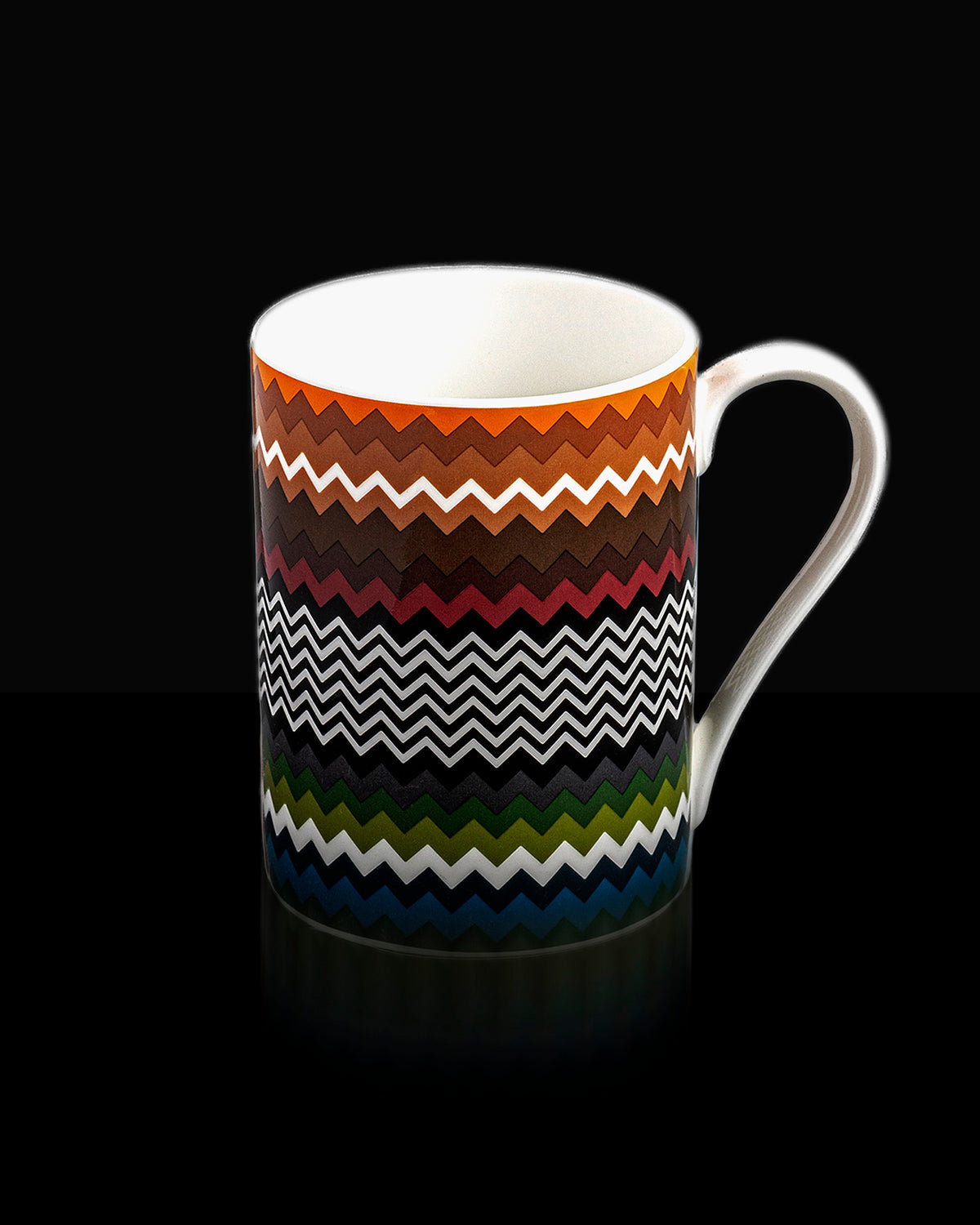 Zig Zag Foliage Mug in Luxury Box. Dimensions: Ø 2.95" × H 3.86"