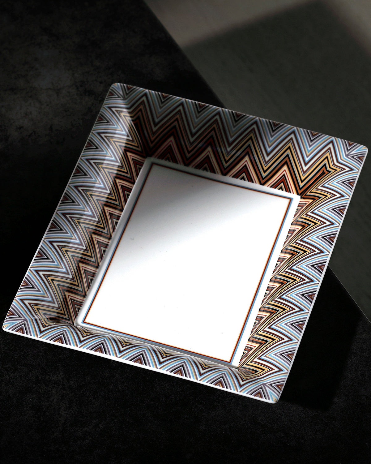 Tray ZIG ZAG Rectangular Large in Luxury Box Jarris 148 8.5" x 6.75"