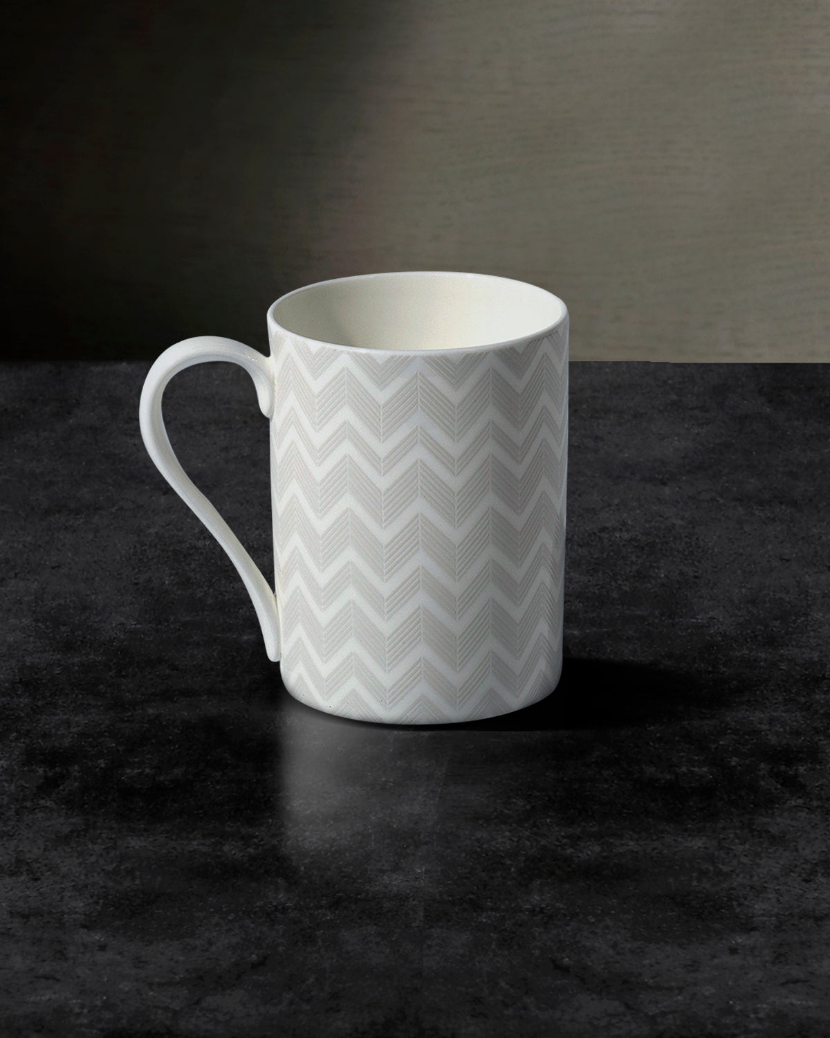 Missoni Home Mug Cup ZIG ZAG in Luxury Box White diam. 2.5", H 3.3", cap. 12.5 oz