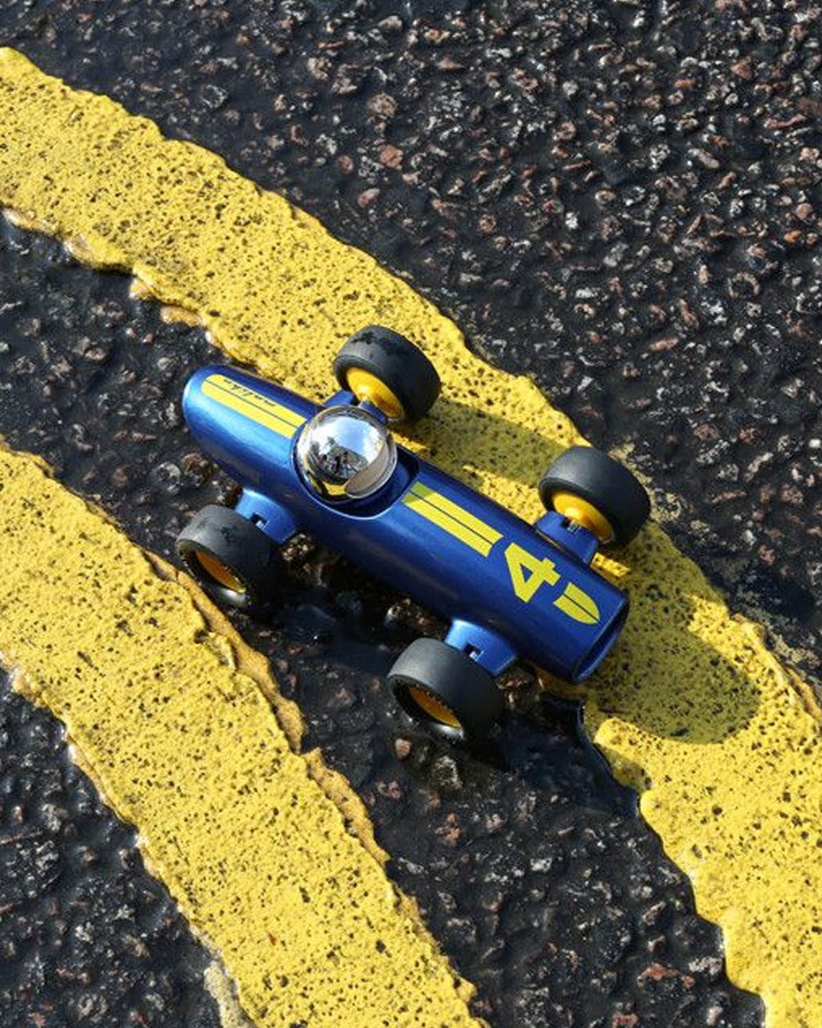 Car VERVE MALIBU Blue/Yellow
