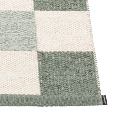 Pappelina x Bloomindales 2