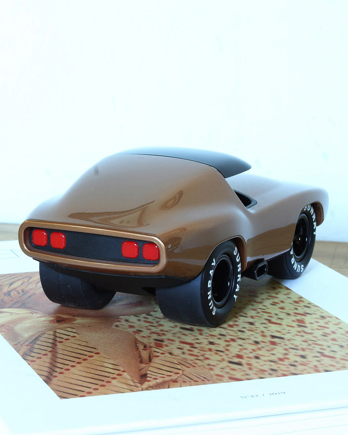 Car LEADBELLY