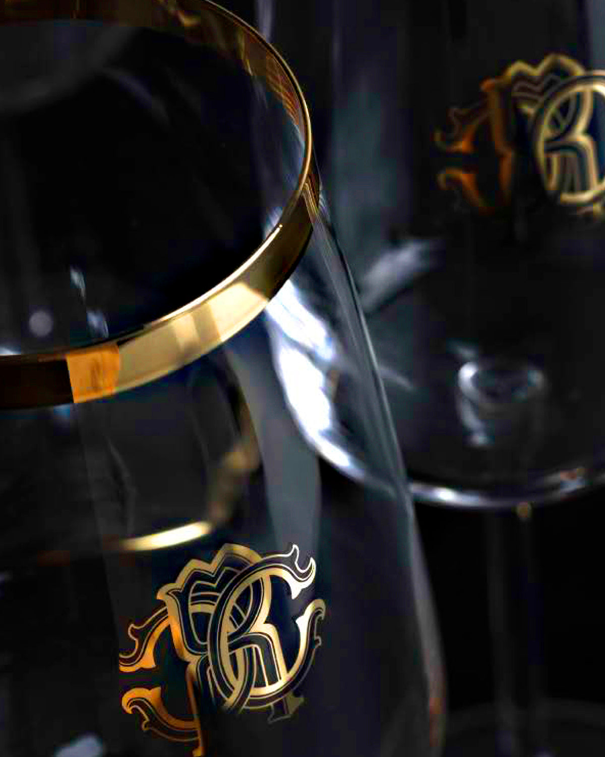 Water Goblet NEW MONOGRAM  Gold H 9", cap. 18.25 oz