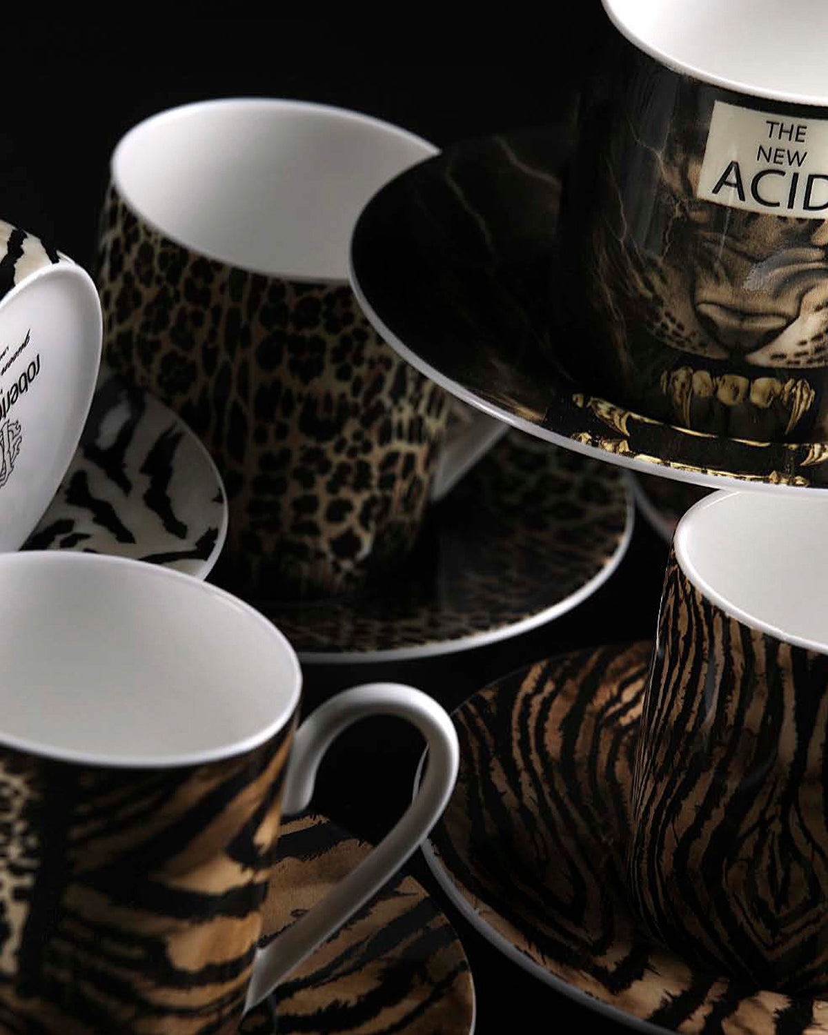 Coffee Cup & Saucer AFRICA DARAK AND GABON Set of 2 in Luxury Box  diam. 2.3", H 2.5", Cap. 4 oz, Saucer diam. 4.75"