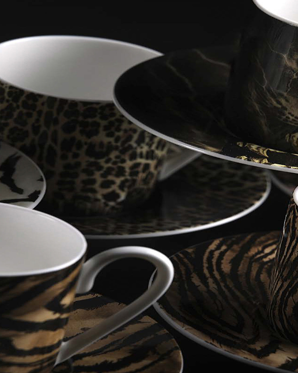 Coffee Cup & Saucer AFRICA ZIMBABWE AND DJERBA Set of 2 in Luxury Box  diam. 2.3", H 2.5", Cap. 4 oz, Saucer diam. 4.75"