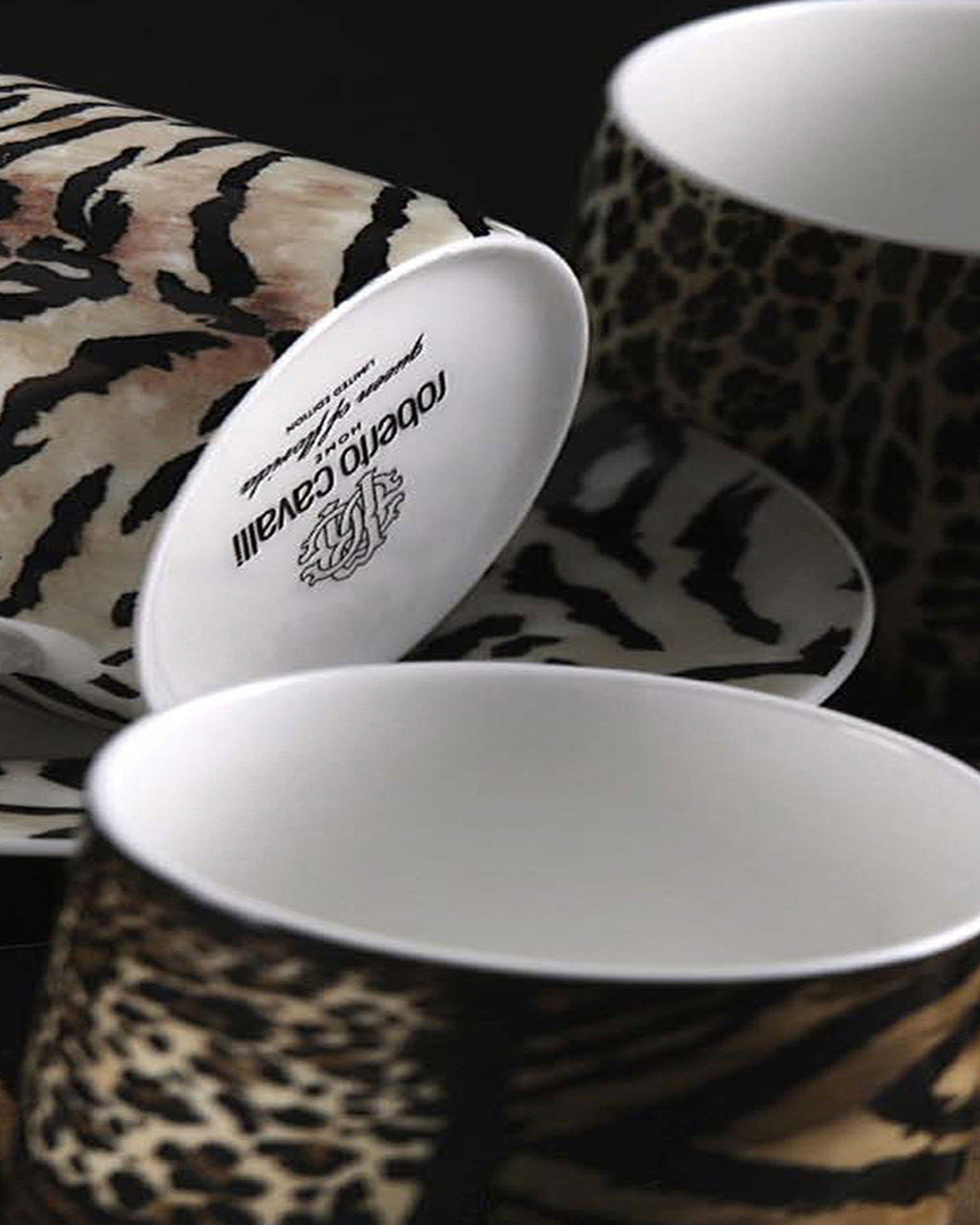 Coffee Cup & Saucer AFRICA CASABLANCA AND MALINDI Set of 2 in Luxury Box  diam. 2.3", H 2.5", Cap. 4 oz, Saucer diam. 4.75"