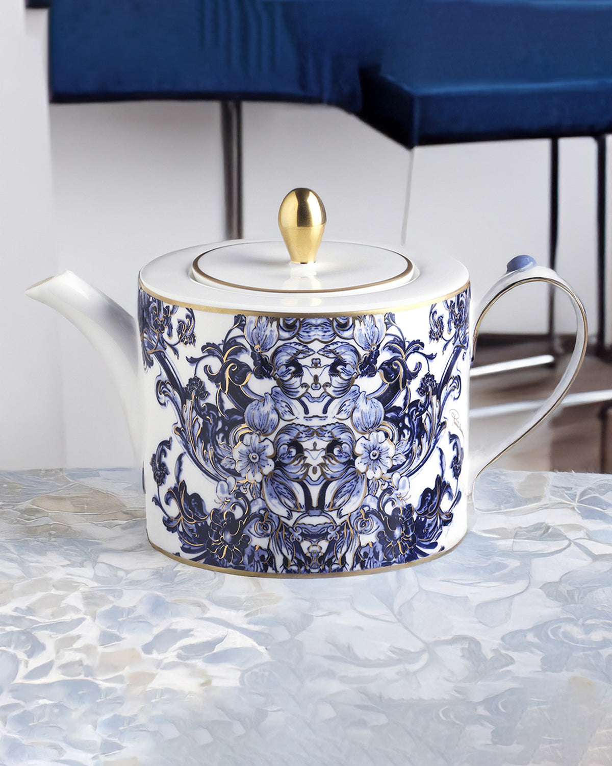 Tea Pot or Coffee Pot AZULEJOS   diam. 4.75", H 4.5"