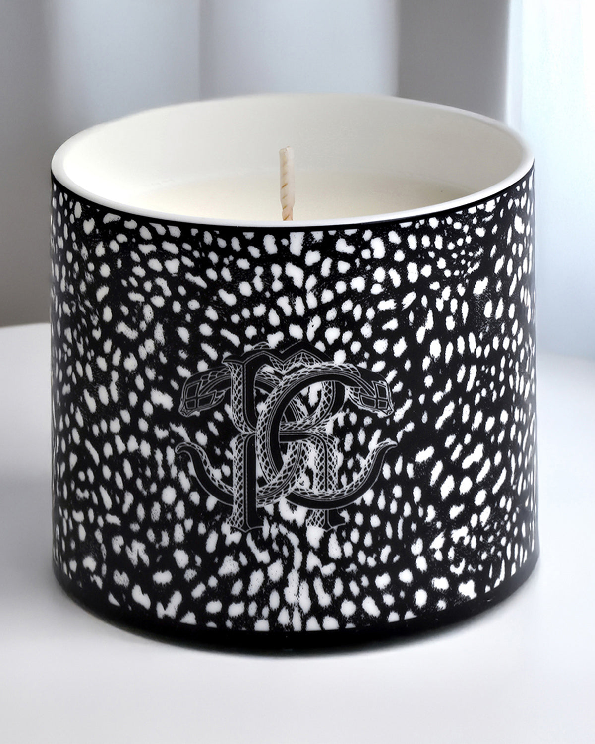Scented Candle MORAY 270gr  Black diam. 3.3", H 3.5"