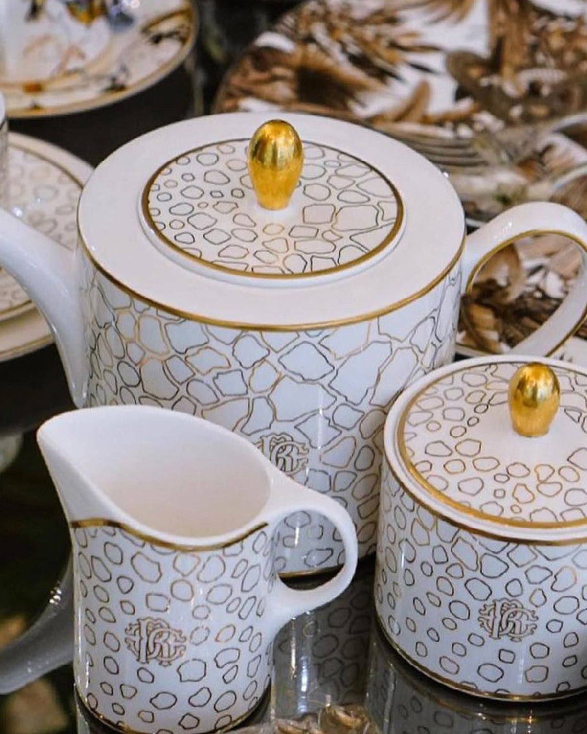 Coffee Cup & Saucer GIRAFFE Set of 2 in Luxury Box  diam. 2.3", H 2.5", Cap. 4 oz, Saucer diam. 4.75"