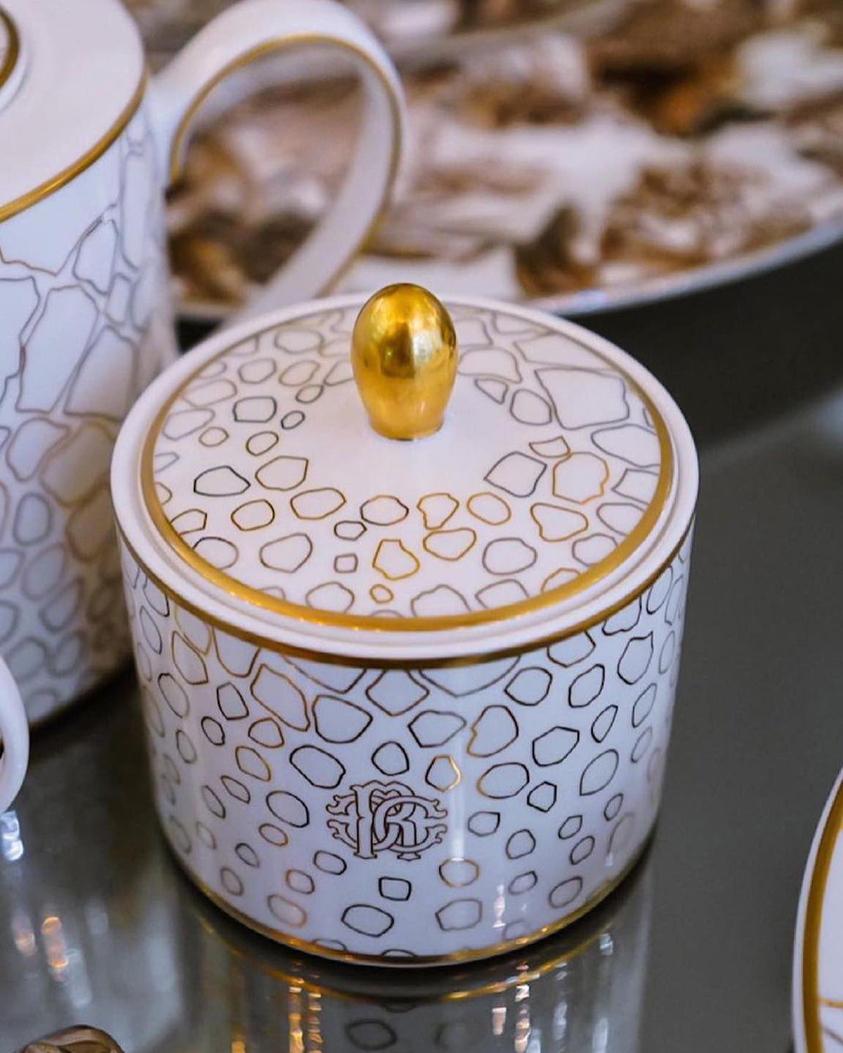 Tea Pot or Coffee Pot GIRAFFE   diam. 4.75