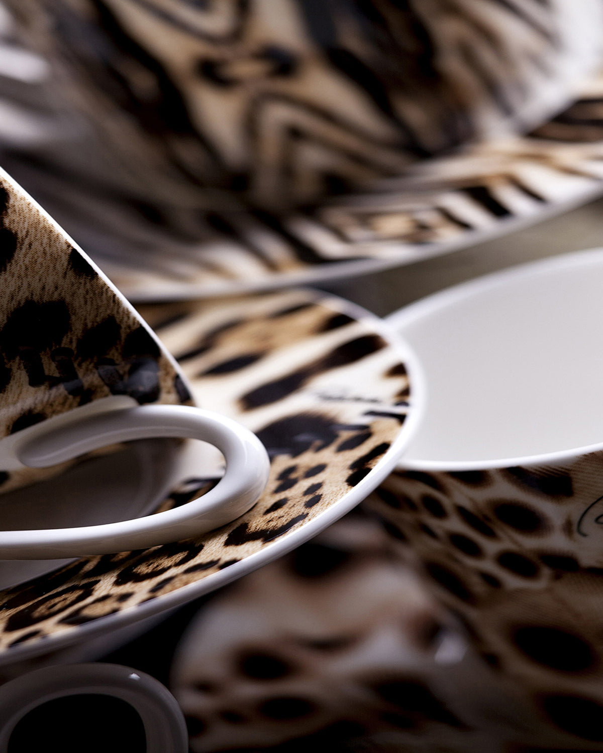 Coffee Cup & Saucer JAGUAR Set of 2 in Luxury Box  diam. 2.3", H 2.5", Cap. 4 oz, Saucer diam. 4.75"