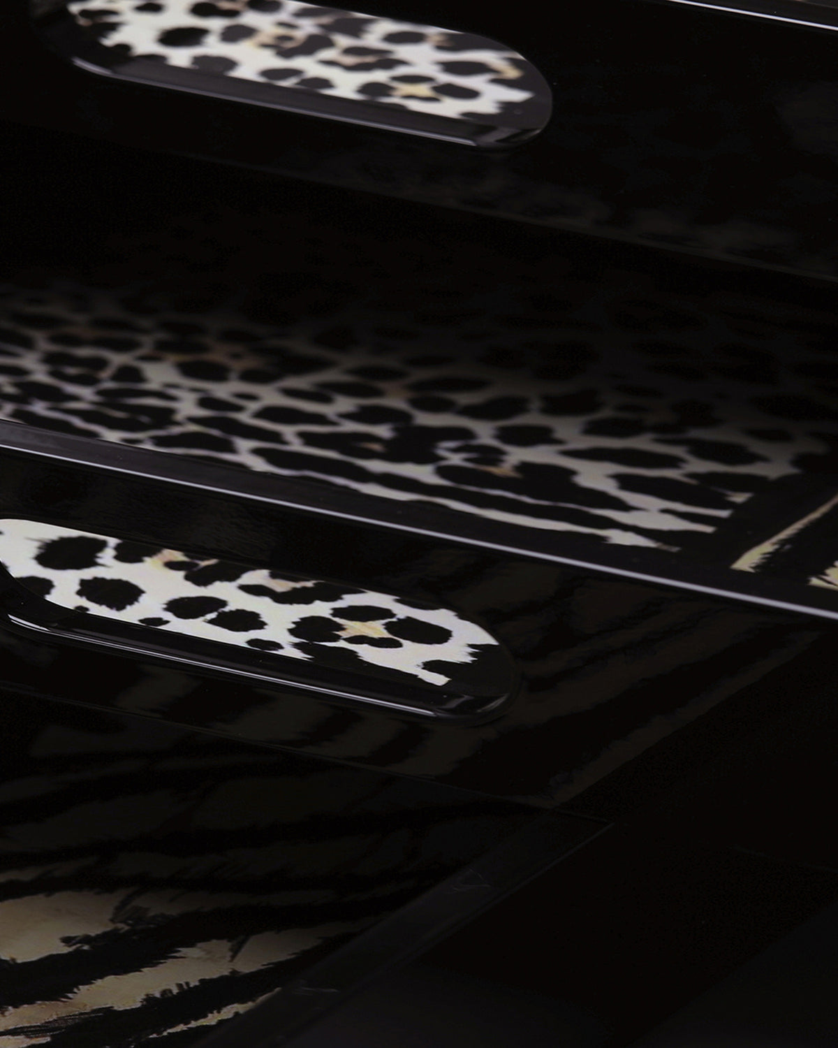 Tray JAGUAR Rectangular Large  7.75" x 6.3"