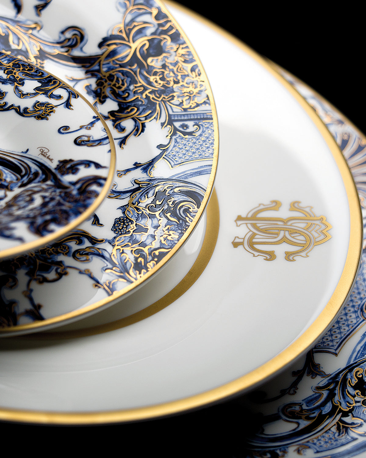 Silk Gold Round Serving Dish