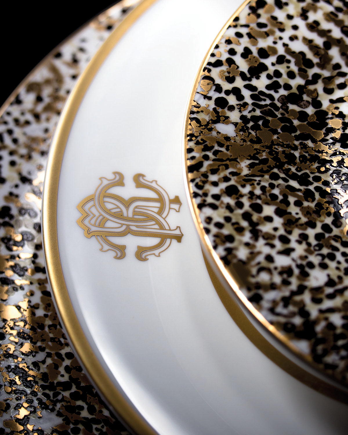 Silk Gold Pickle Dish
