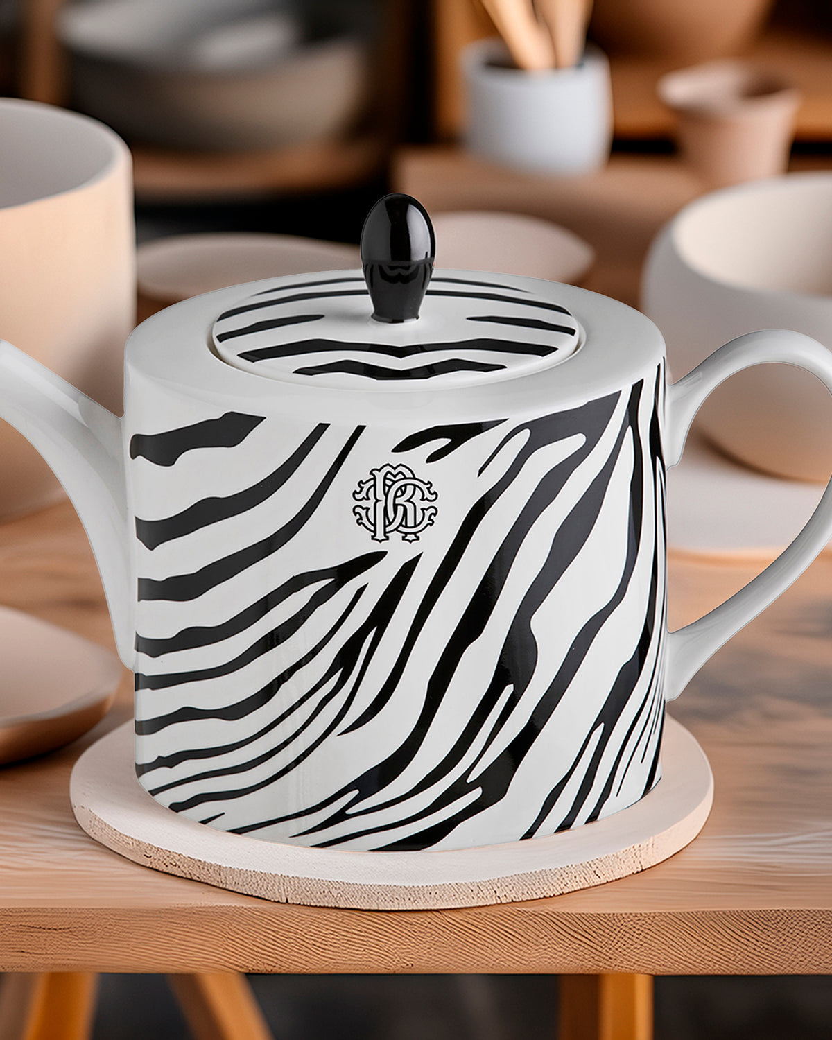 Tea Pot or Coffee Pot ZEBRAGE   diam. 4.75", H 4.5"