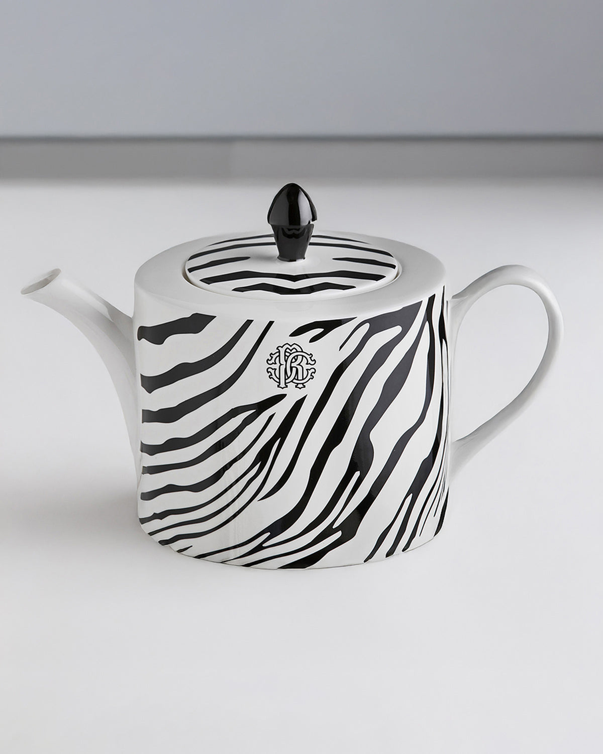 Tea Pot or Coffee Pot ZEBRAGE   diam. 4.75", H 4.5"