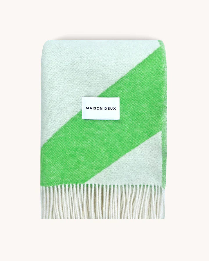 Maison Deux Blanket SWIRL White / Apple 4.25 x 6.5 ft