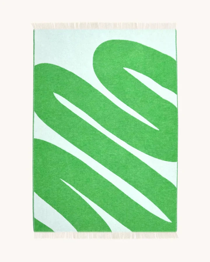 Maison Deux Blanket SWIRL White / Apple 4.25 x 6.5 ft