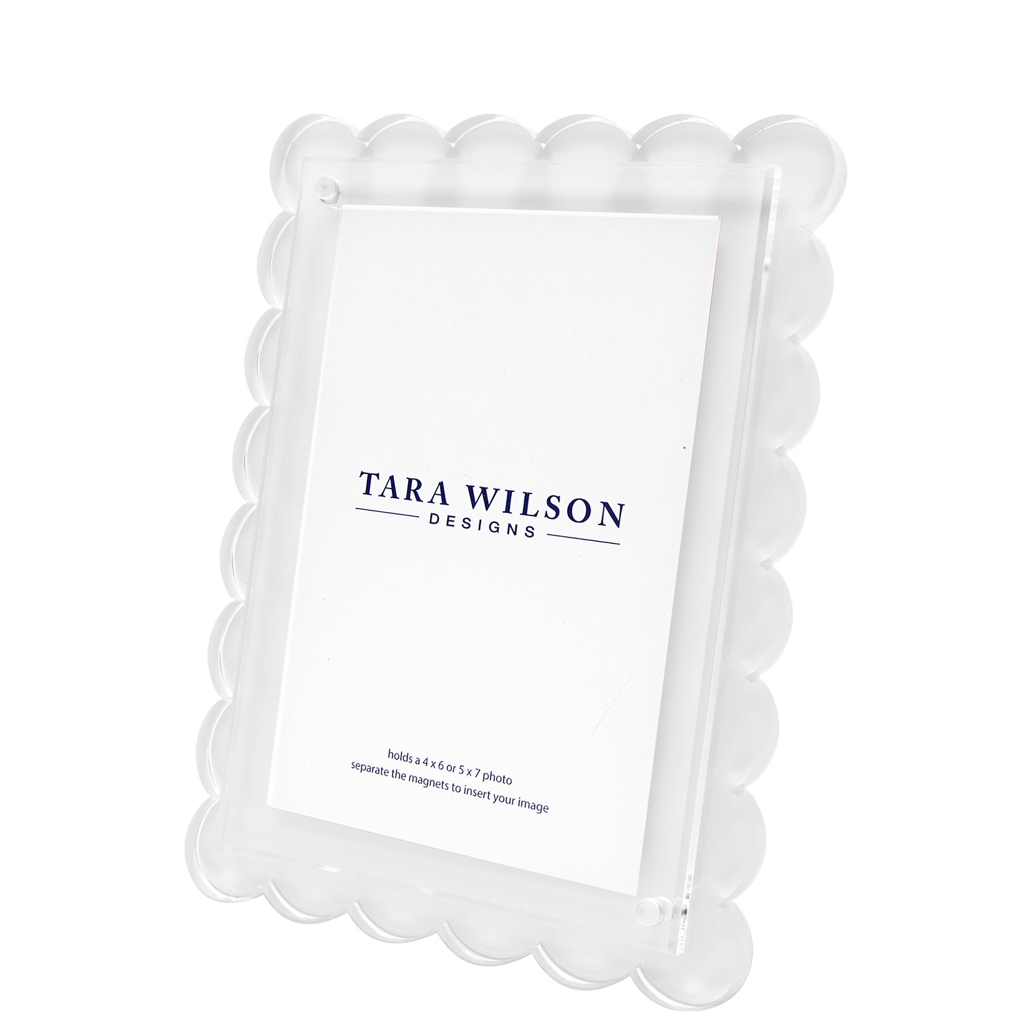 Tara Wilson Designs Frame SCALLOP White 6" x 8" for photo size 4" x 6" or 5" x 7"
