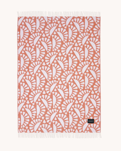 Moooi Blanket - Woodblock Beetle Rust Cream