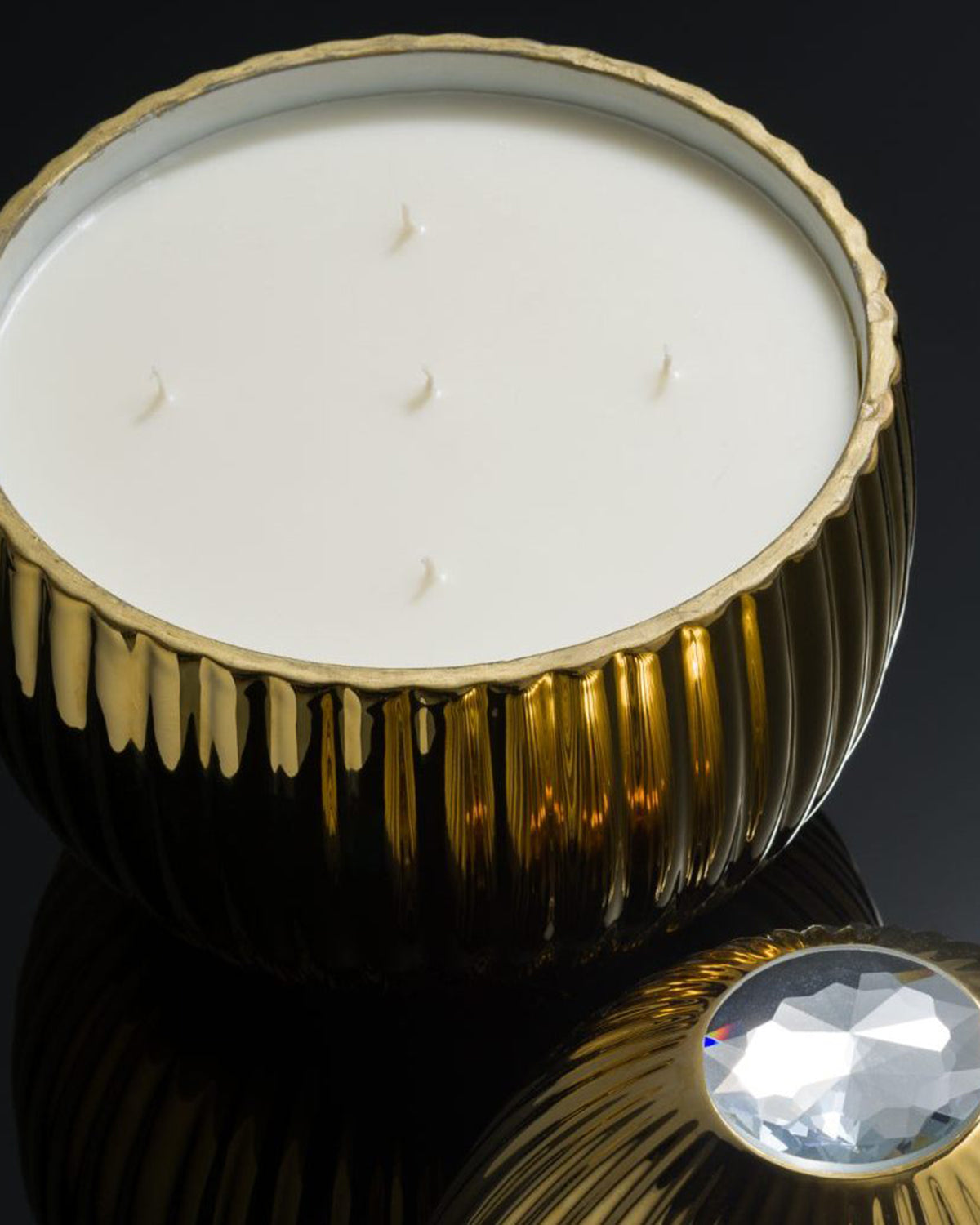 Candle in Ceramic Egg BOIS DE ROUSSIE 3400gr Gold 6.5 diam. x 7.48 in