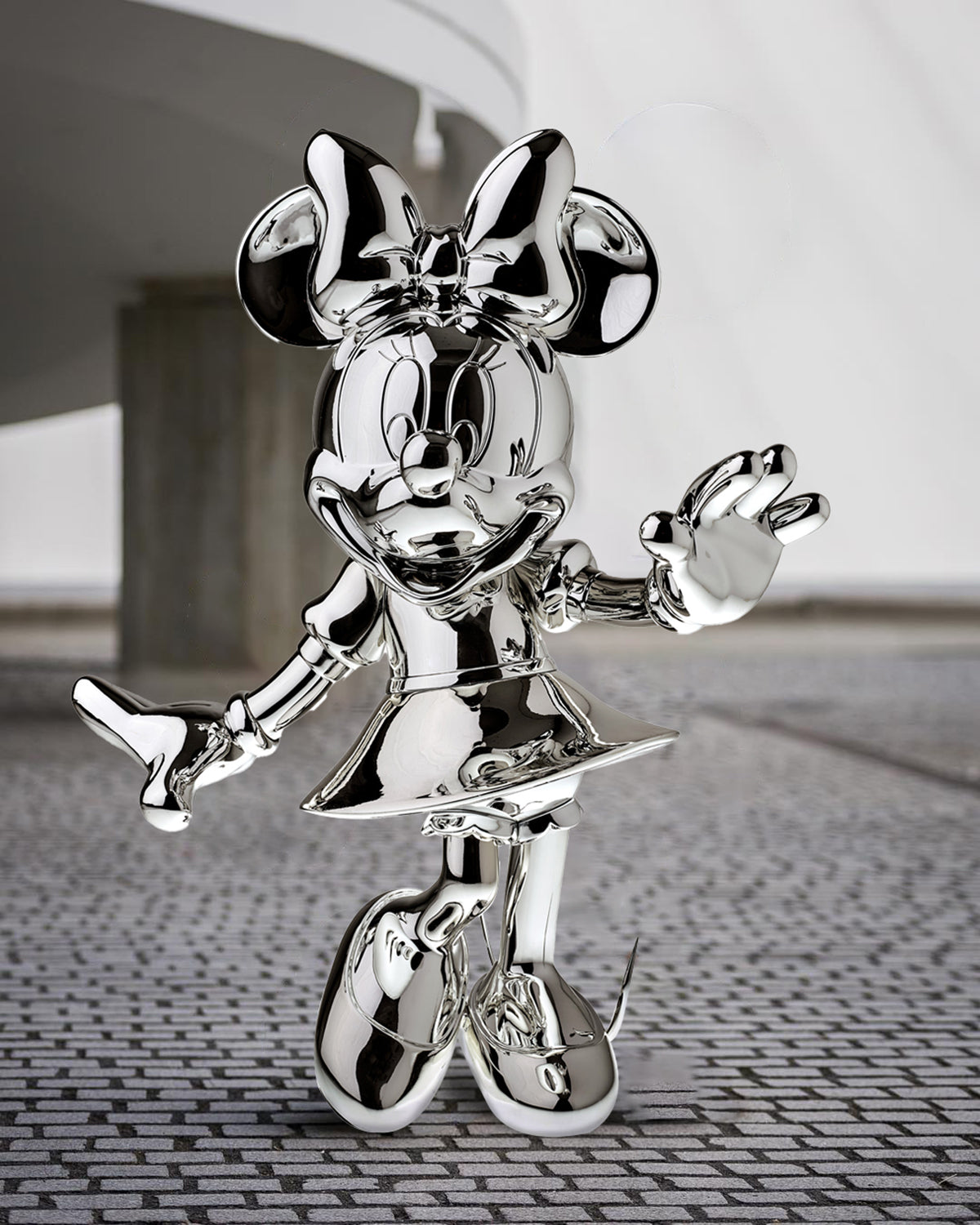 Minnie Mouse WELCOME Silver 12"