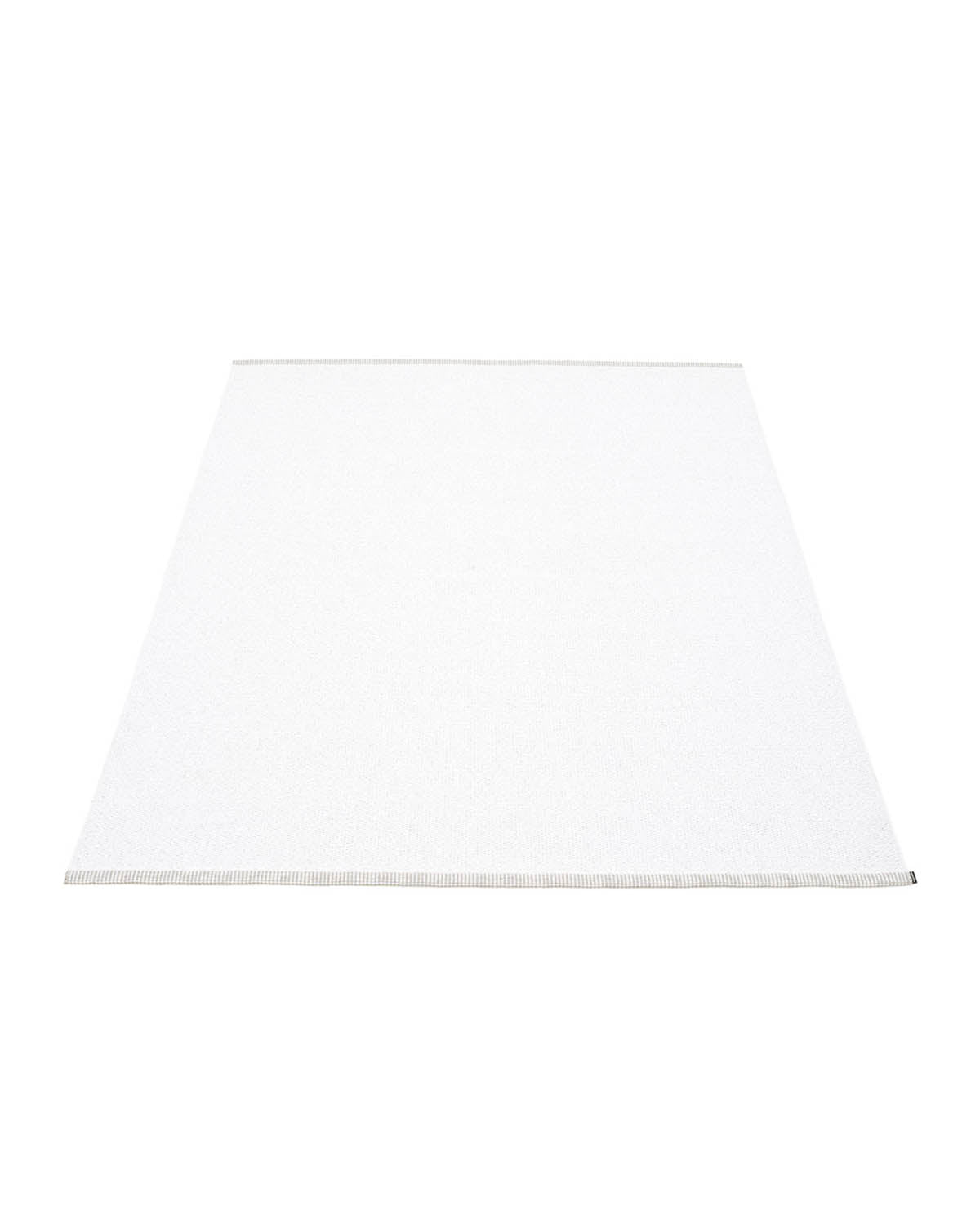 Rug MONO White 7.5 x 10.5 ft