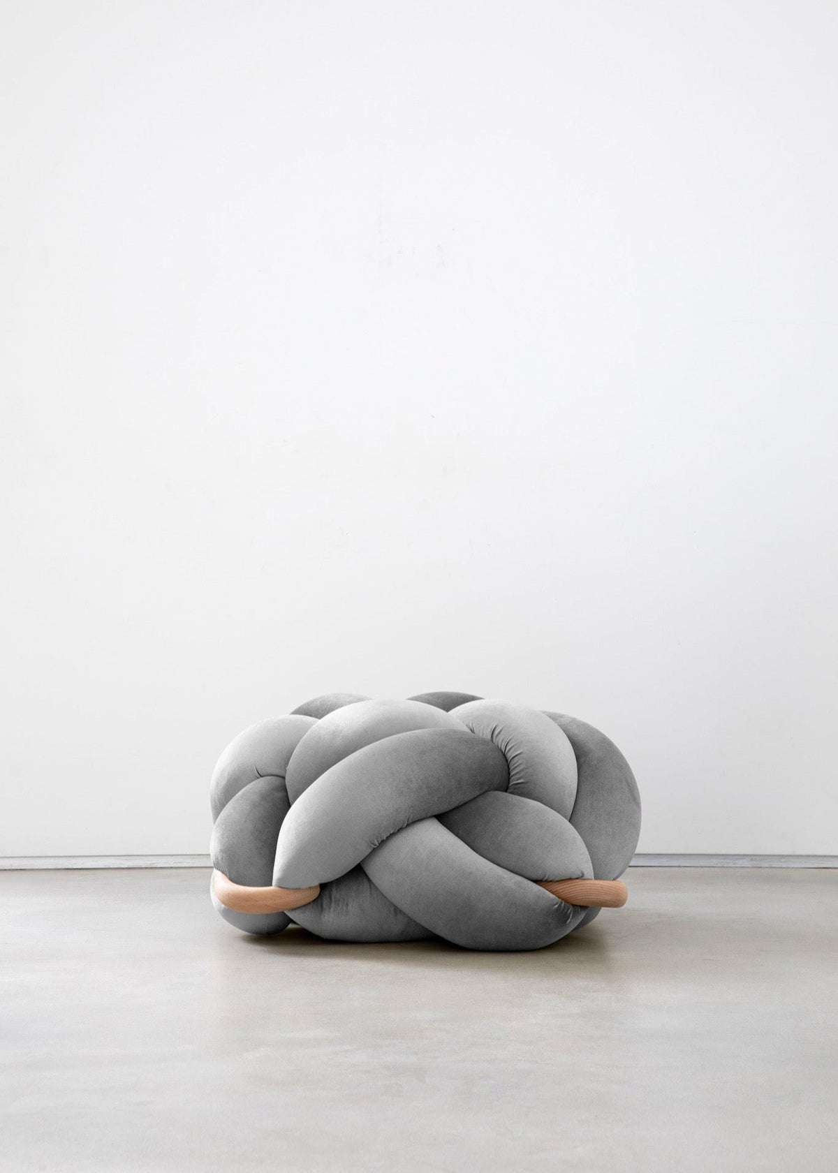 (L) Sterling Silver Knot Ottoman