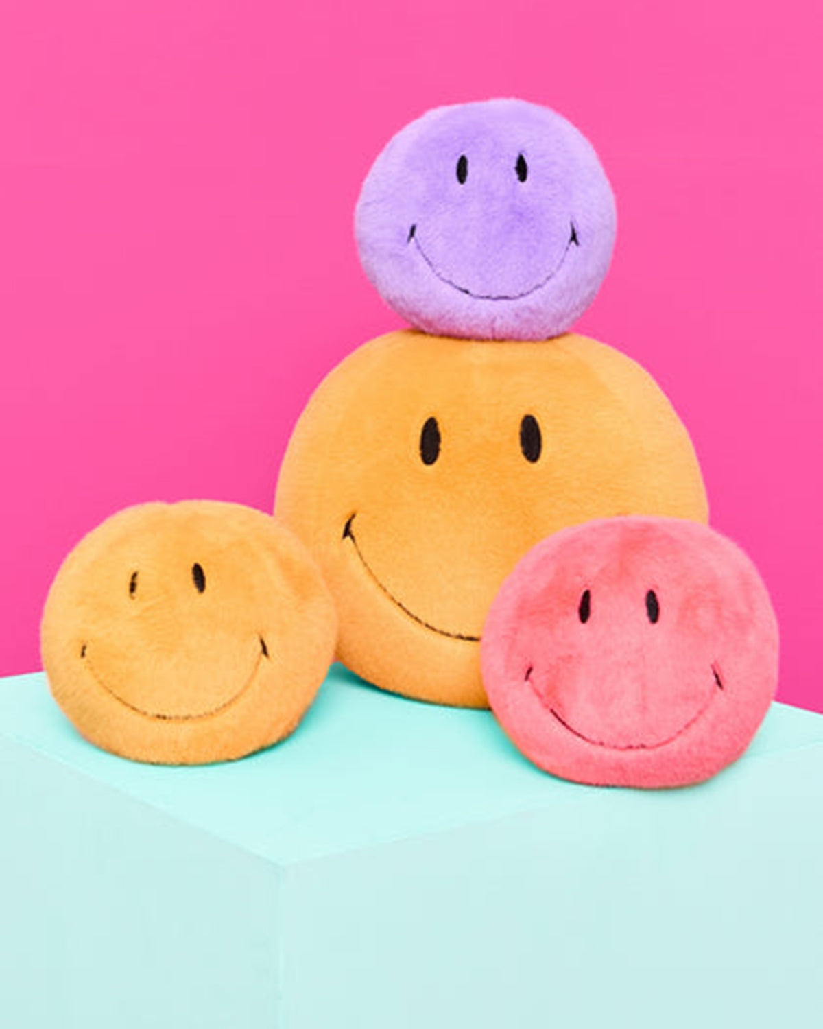 Plush Smiley ECO Fuzzy Bright Coral 5"