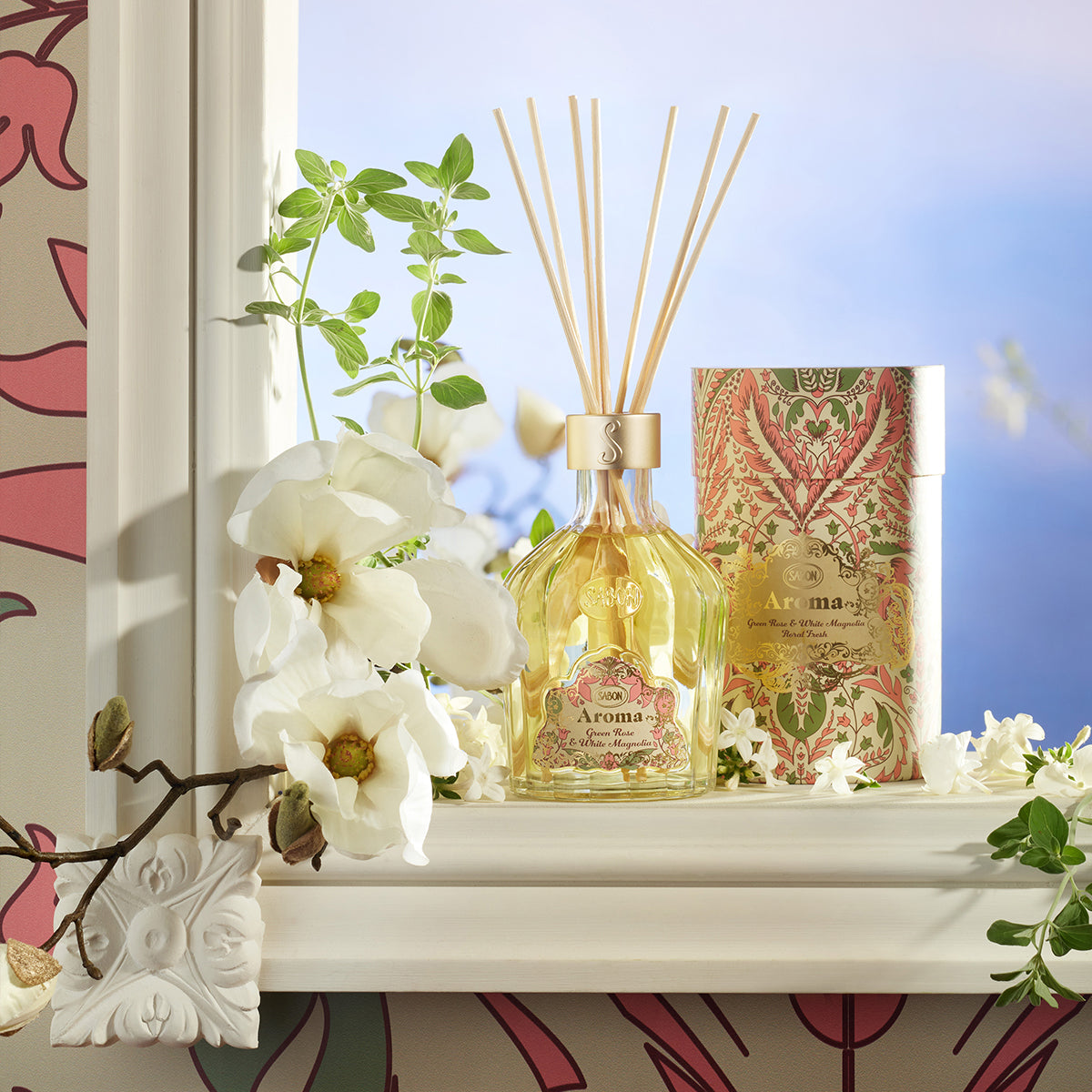 Aroma Reed Diffuser Green Rose & White Magnolia 8.3oz (245mL)