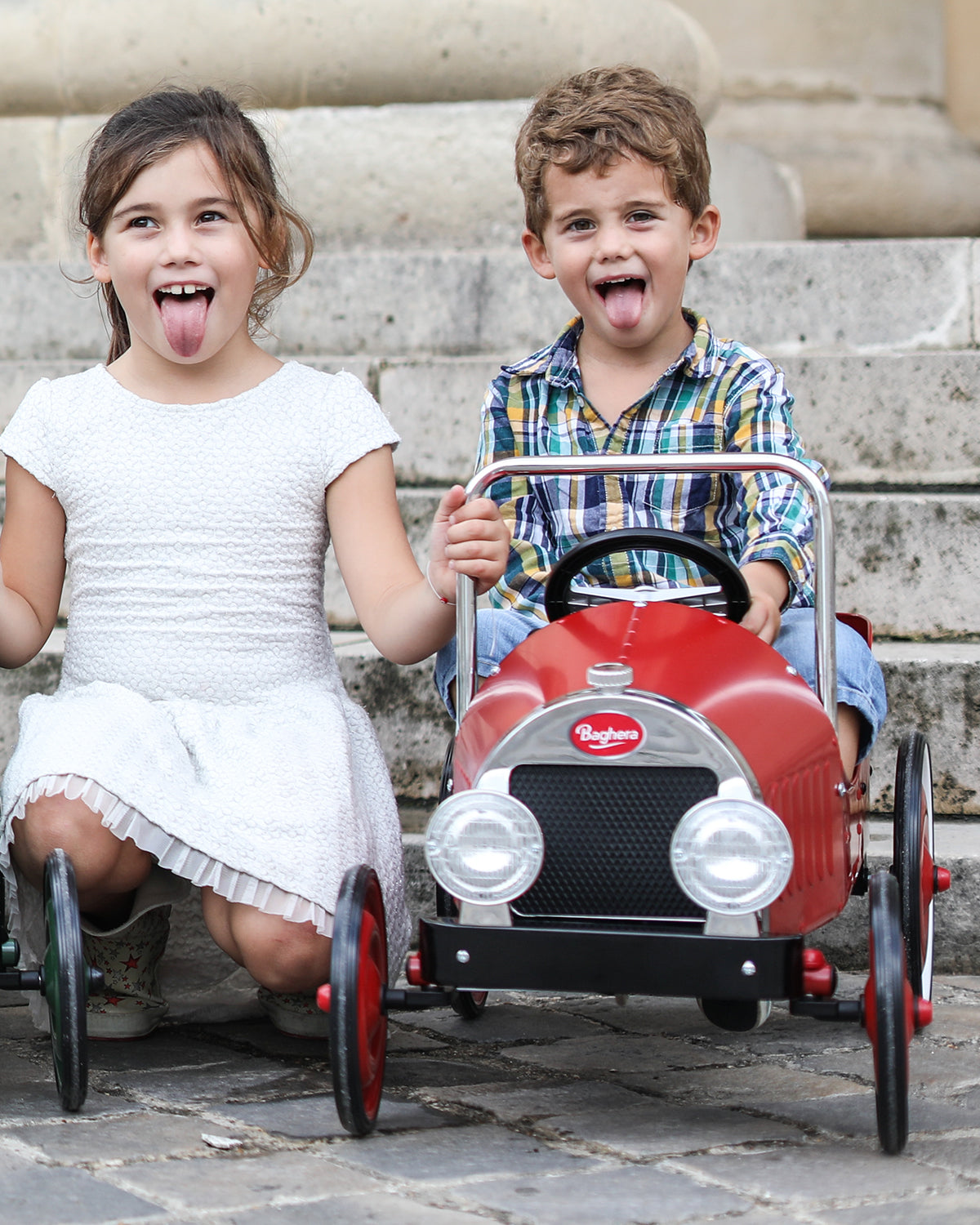 Ride-On CLASSIC PEDAL CAR  Red