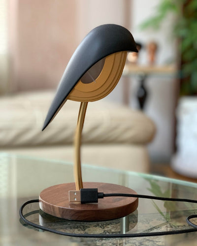 Daqi Side Table Lamp with USB charger with porcelein bird in Onyx Black
