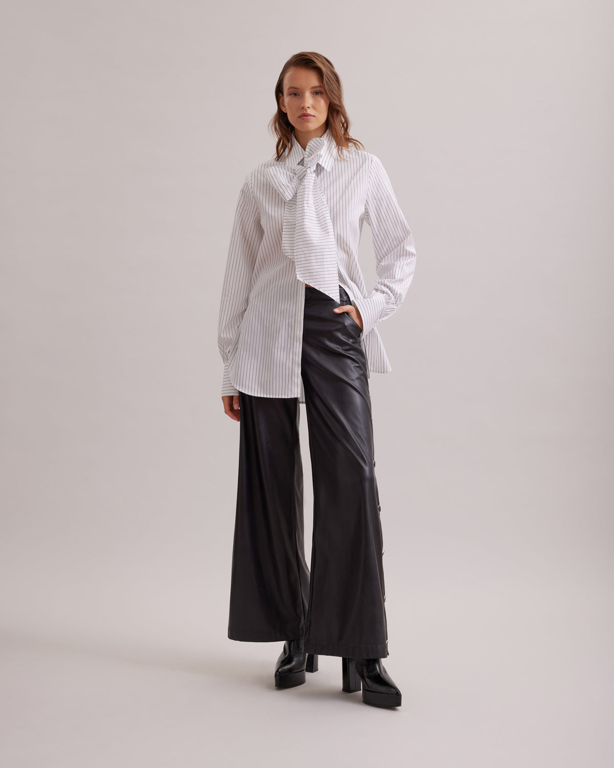 Women's Blouse YALE Black/White Size 40