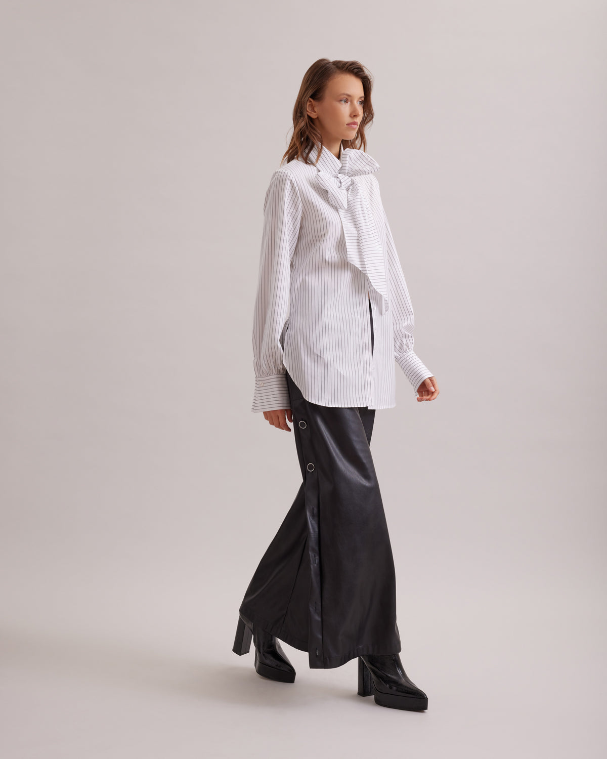 Women's Blouse YALE Black/White Size 40