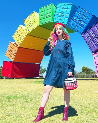 Jump From Paper 2D Handbag CHECKERED Red Image 2