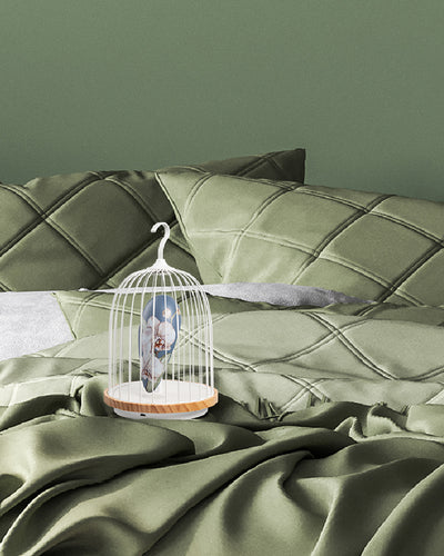 Daqi Bluetooth Speaker and Light Daqi Blue porcelain bird with flower pattern black cage and walnut color speaker base
