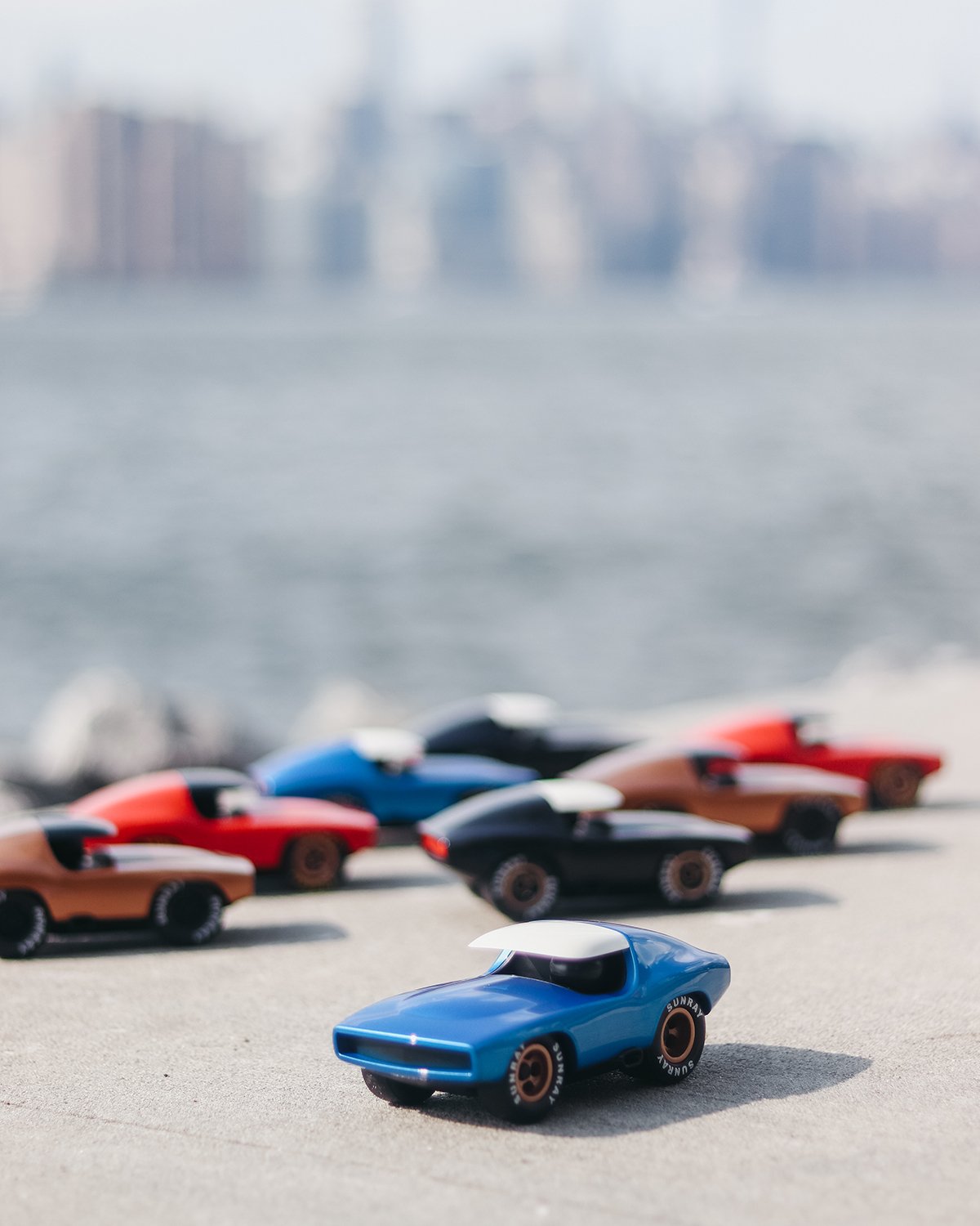 Playforever Car LEADBELLY SONNY Blue 