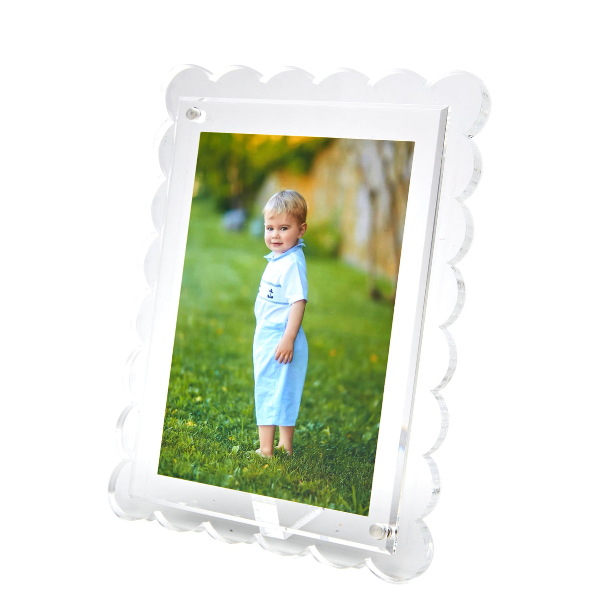 Tara Wilson Designs Frame SCALLOP Clear 6" x 8" for Photo Size 4" x 6" or 5" x 7"