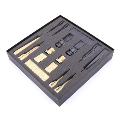 Skyline Chess Chess Set Luxury Bronze NEW YORK Edition with Marble Hatch Board