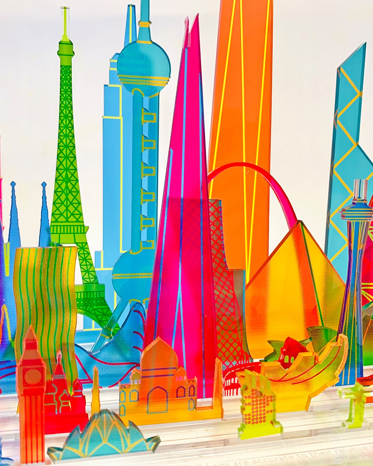 Sculpture ICONIC STRUCTURES Translucent Modular