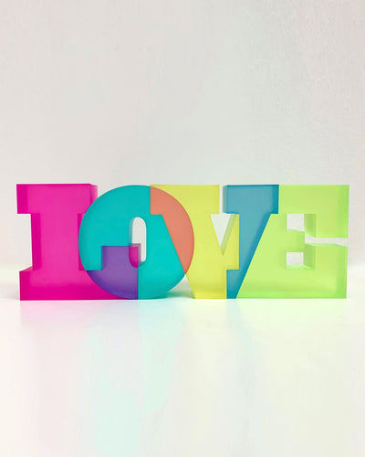 Sculpture LOVE Translucent